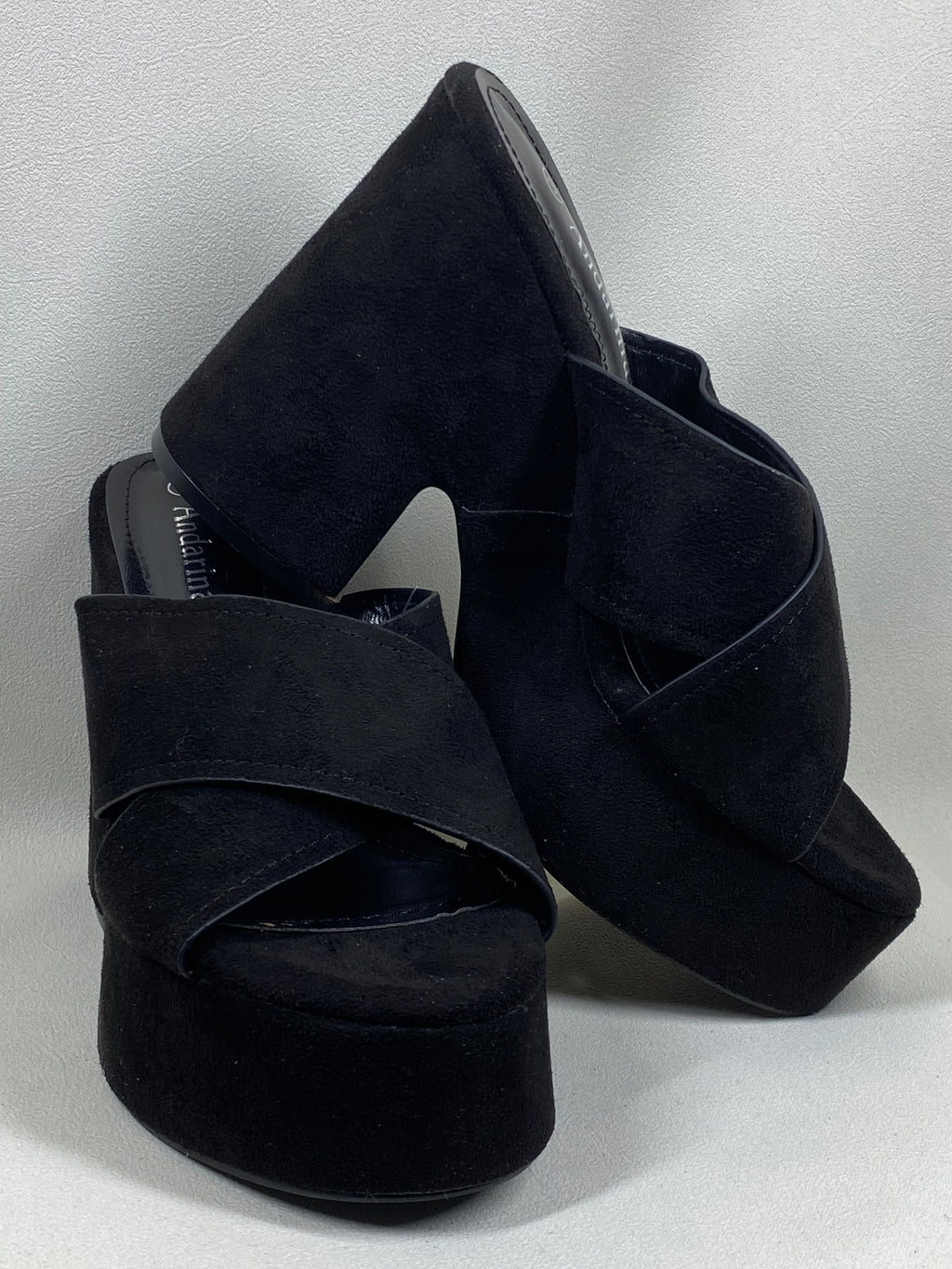 Chalas Negra Cruzadas