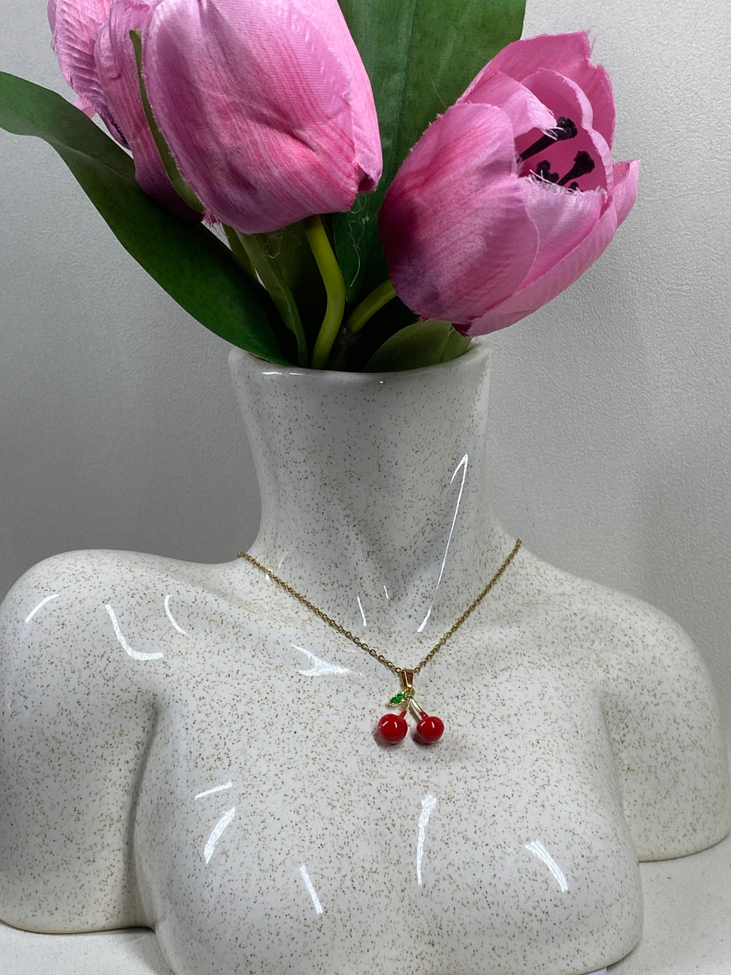 Collar Cherry