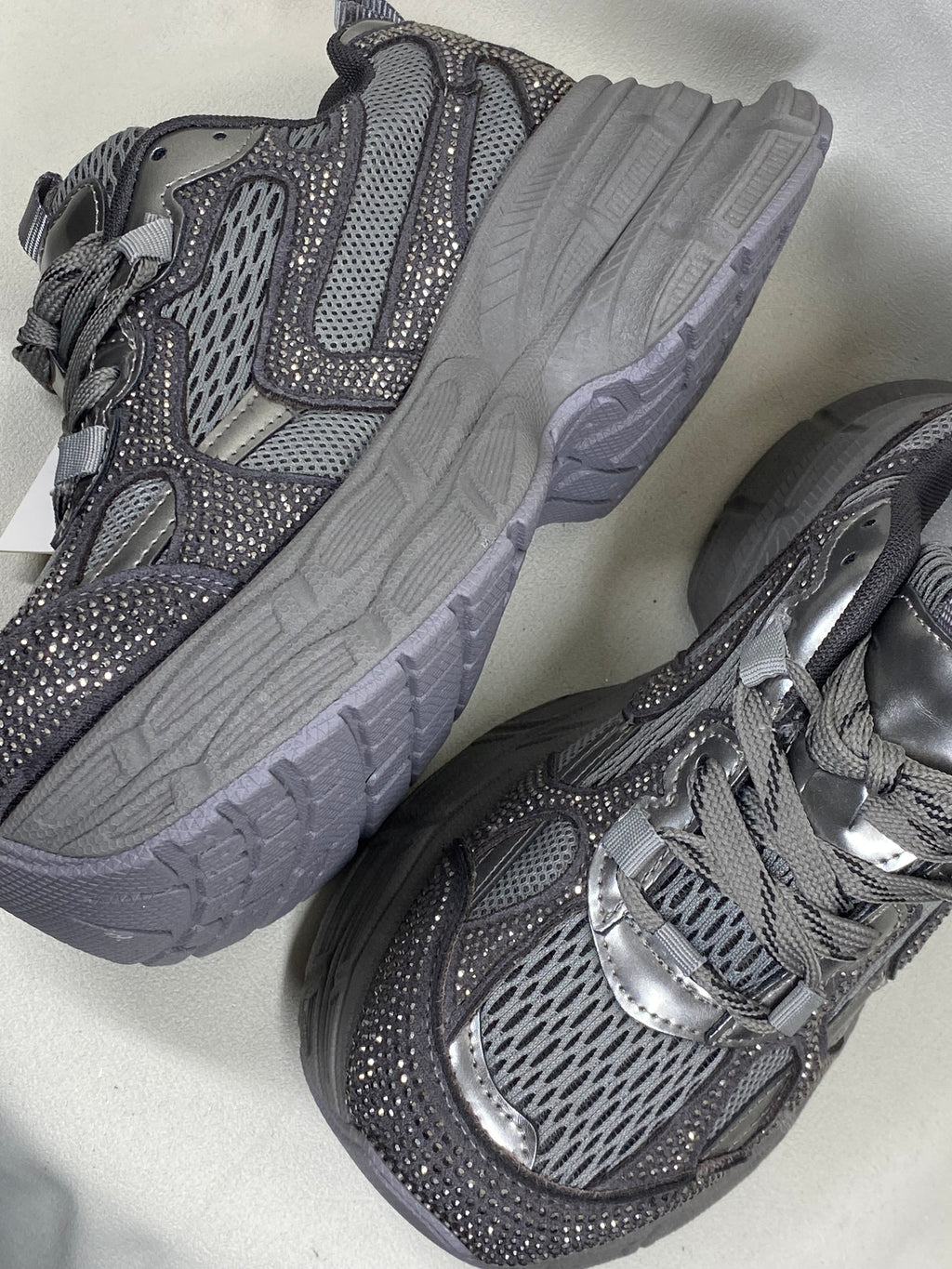 Zapatillas Grafito Brillo