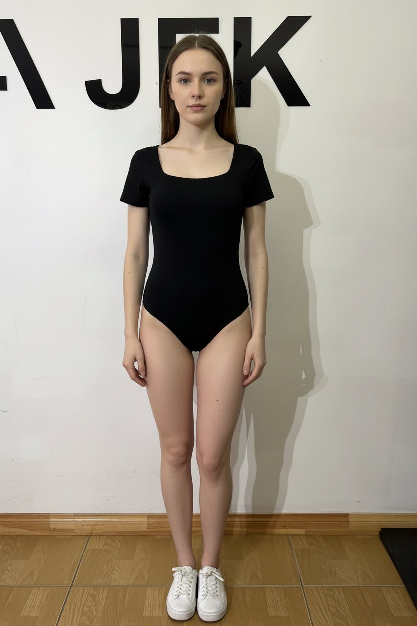 Body manga corta