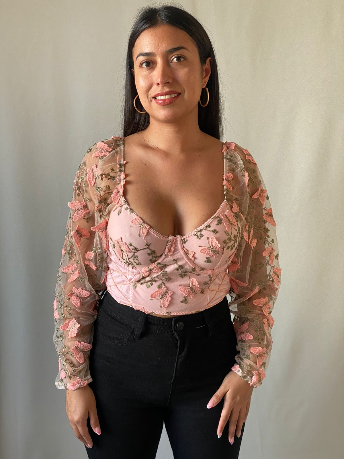 Crop Manga Larga Mariposa